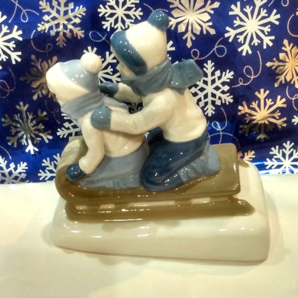 Paul Sebastian Christmas Winter Sledding Kids